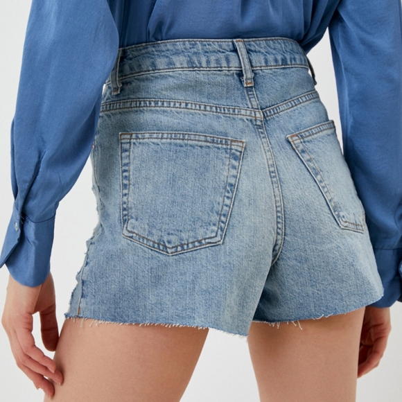 Topshop Ripped A line Mom Shorts In Mid Blue Size 6 NWOT - Picture 4 of 11